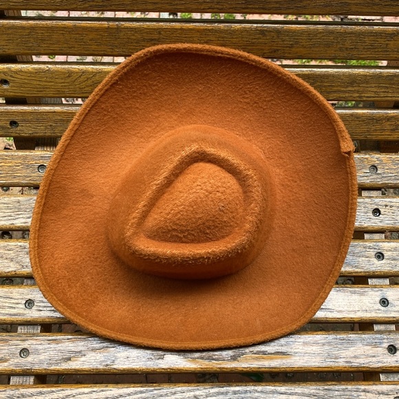 Disney Woody Toy Story brown felt cowboy hat small child’s size costume cap - Picture 4 of 13